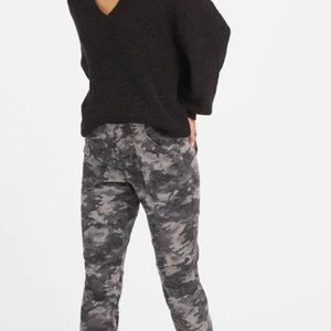 Stretch Twill Cargo Jogger